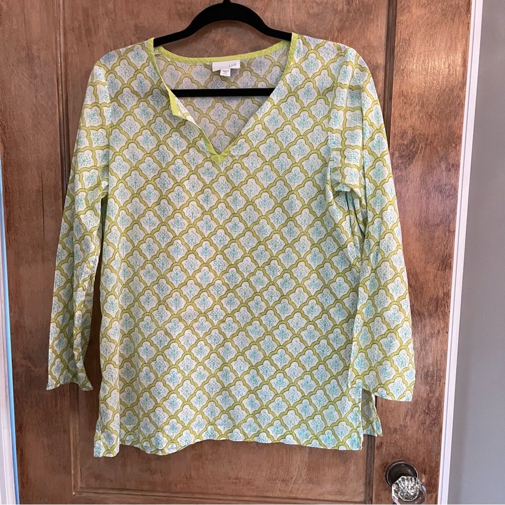 J Jill Pintuck Mandala Print Blouse
100% Cotton. Size Small. Gorgeous